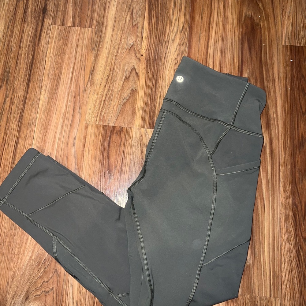 Lululemon In Movement HighRise Tight 25”